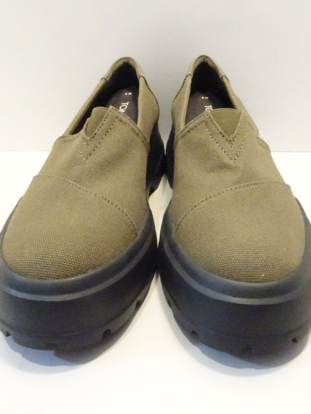 TOMS Alpargata Combat Low Sneaker Olive Green Shoes Size 9 Canvas Platform